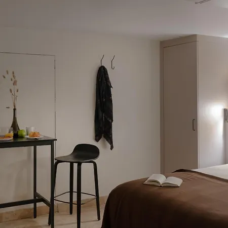 Mihotel Le Gourguillon Lyon Exterior photo