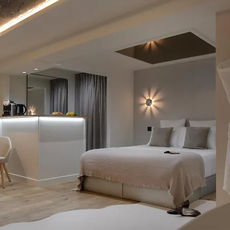 Mihotel Le Gourguillon Lyon Exterior photo