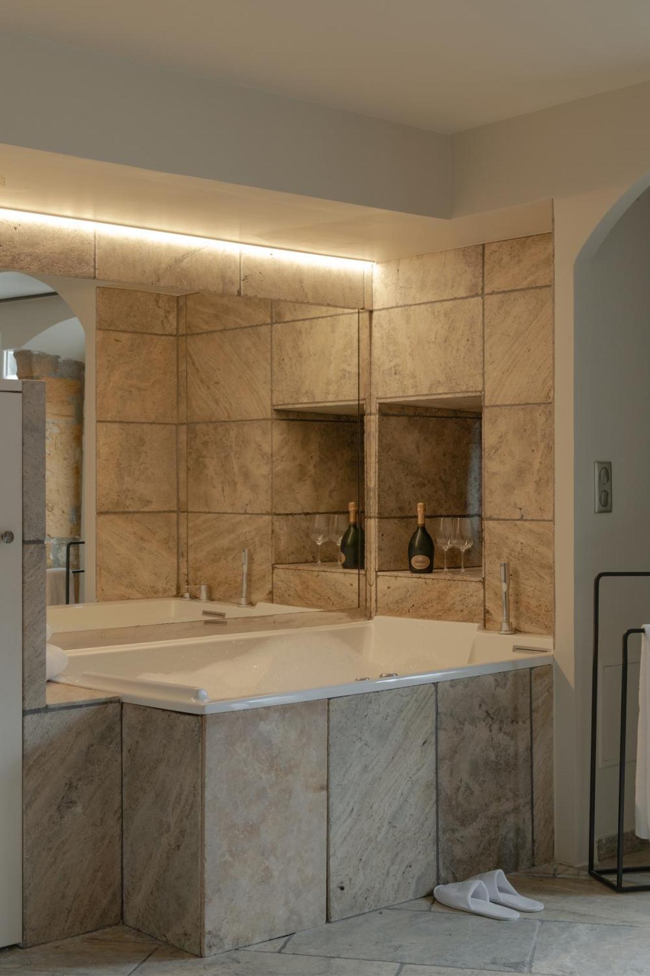 Hotel Mihotel Le Gourguillon