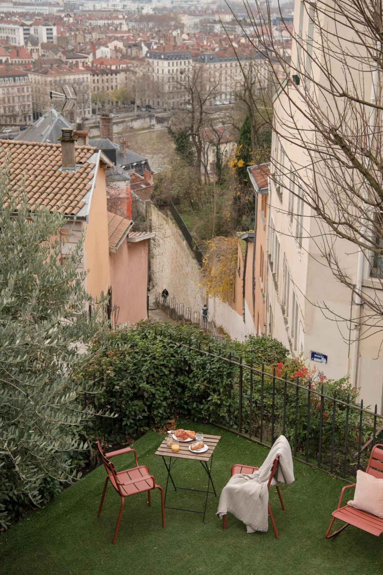 Mihotel Le Gourguillon Hotel 2*