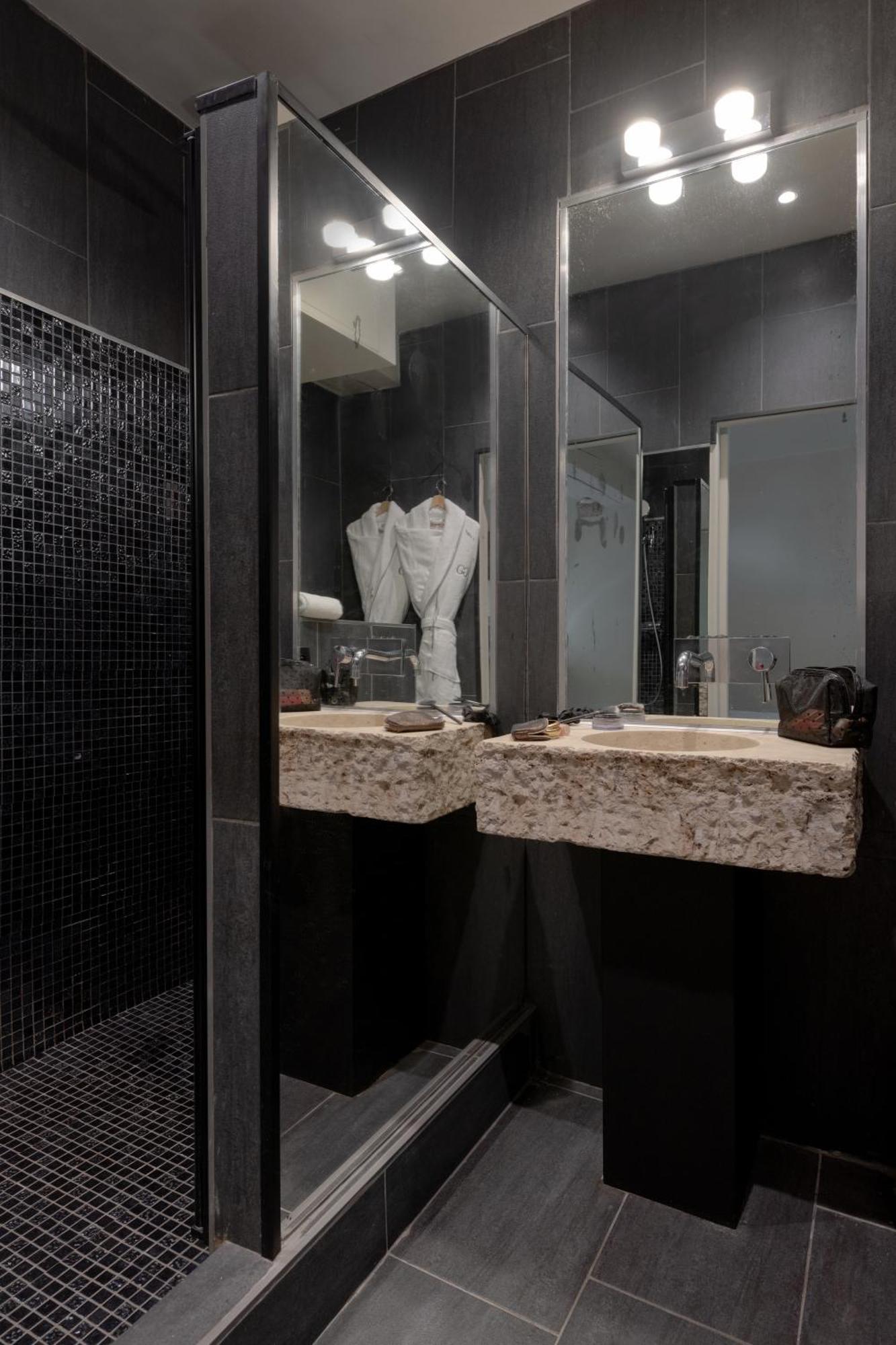 Mihotel Le Gourguillon Hotel 2*