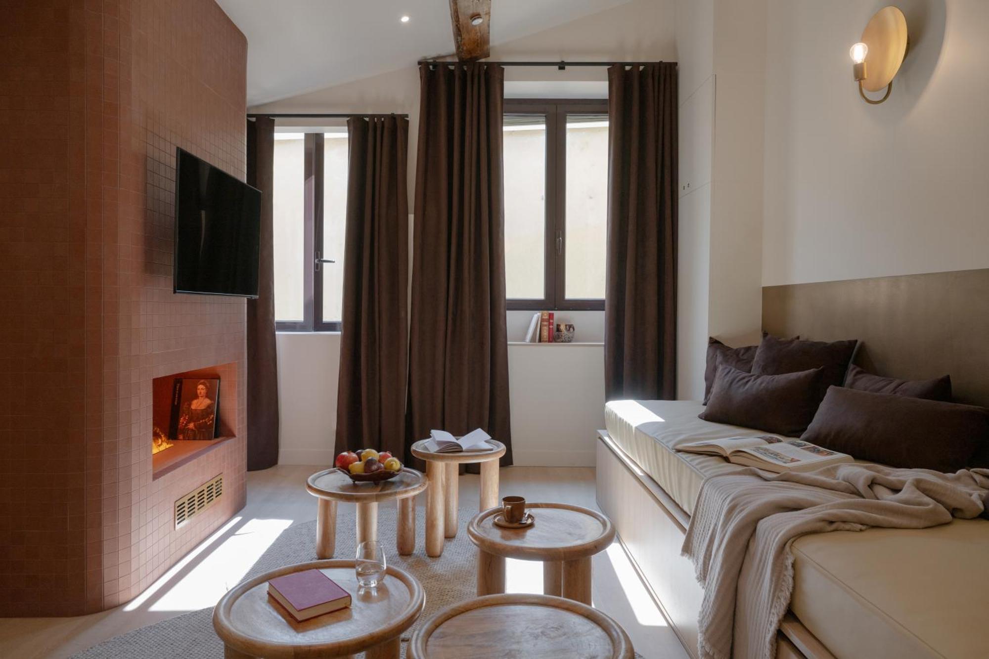 Mihotel Le Gourguillon 2*