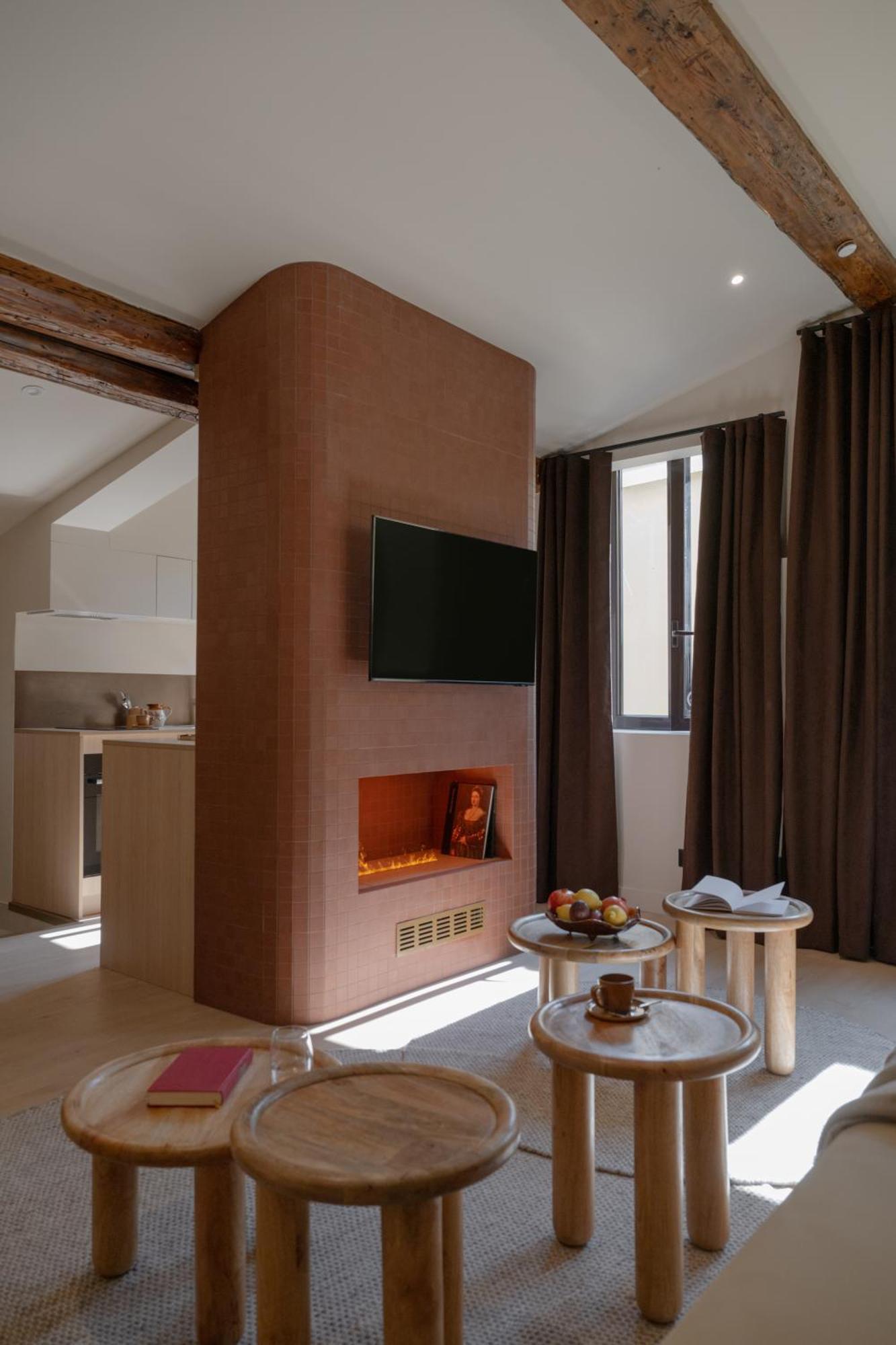 Mihotel Le Gourguillon 2* Lyon